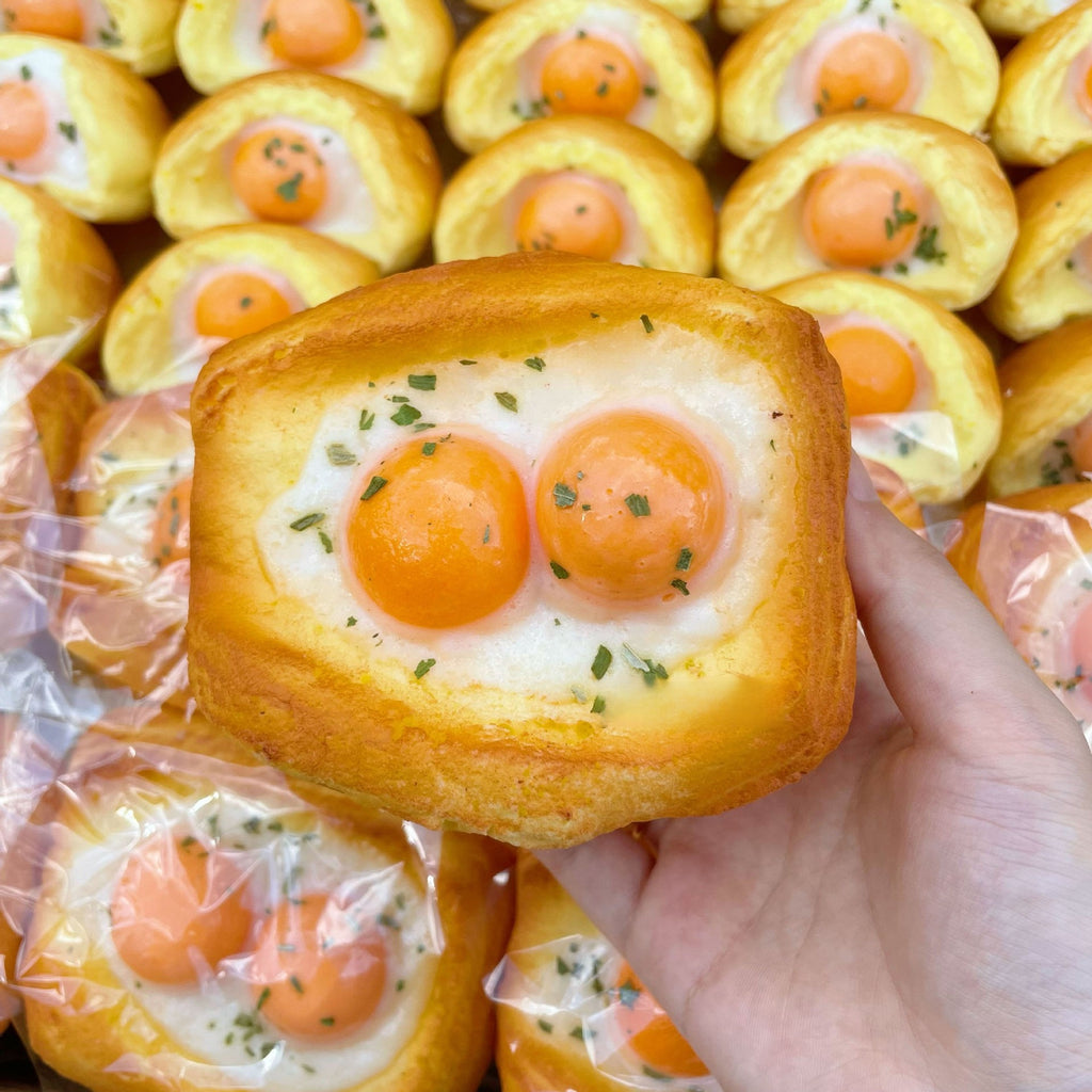 Slow Rebound Scallion Fried Egg Toast Squishy Toy